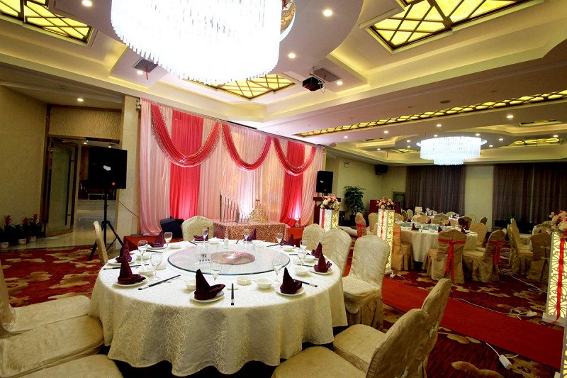 春暖花開婚禮定制D套餐8899元